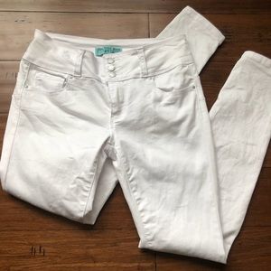 High waisted White Skinny Jeans by Wax Jeans